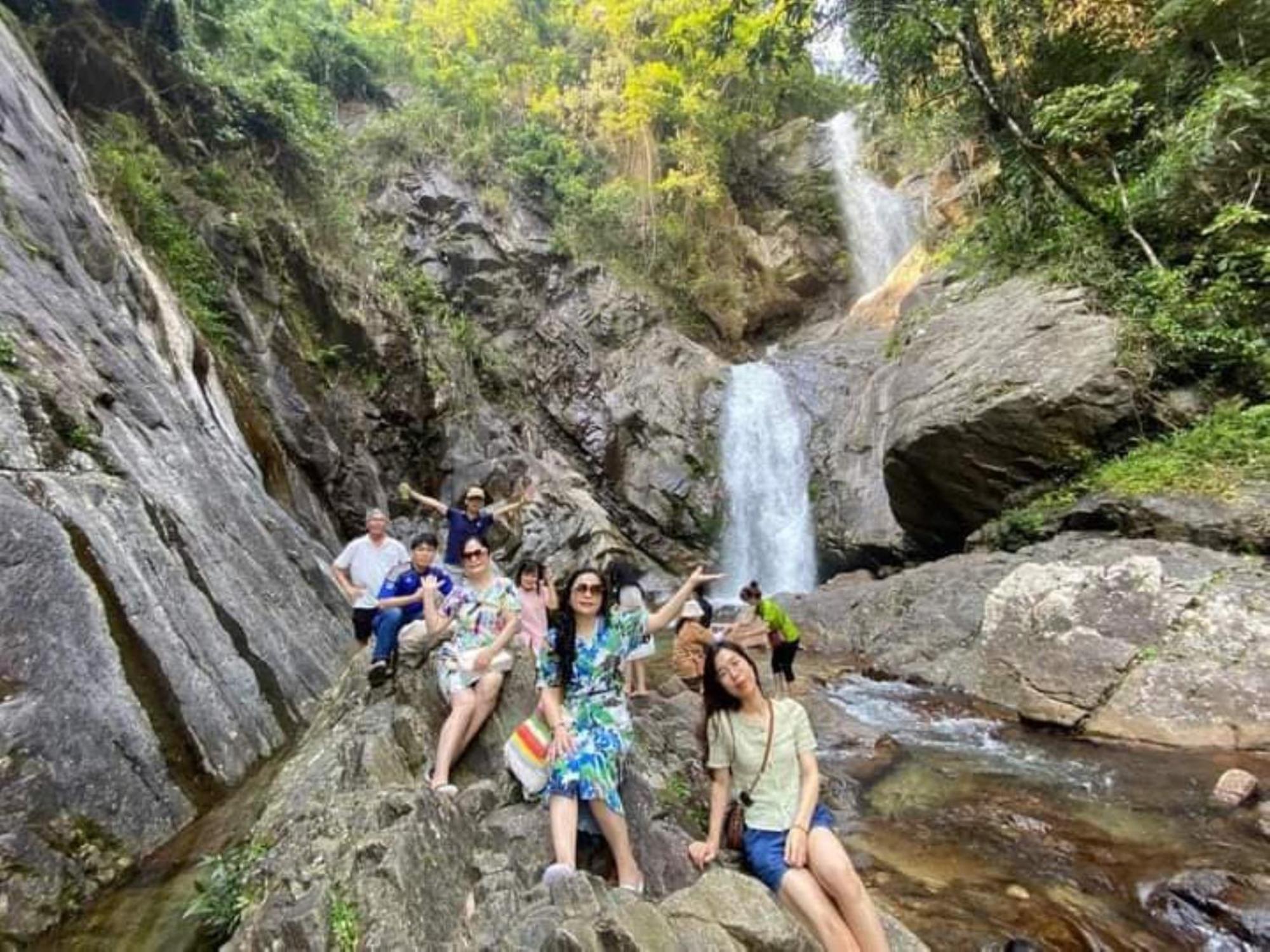 Homestay Ho Son - Thac Anor A Luoi Kültér fotó